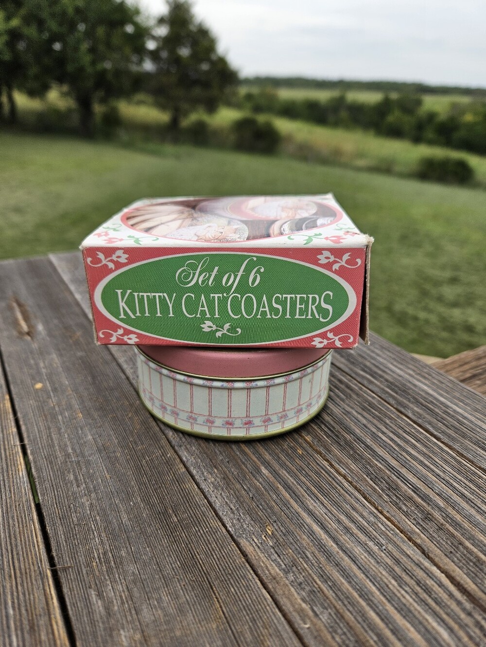 COTTAGECORE CAT KITTEN COASTERS WITH DECORATIVE LIDS ROUND BARWARE TIN SET 80S - Picture 6 of 7